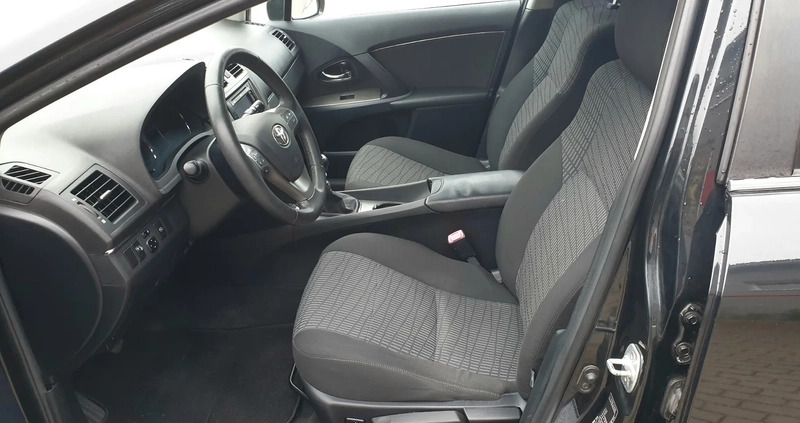 Toyota Avensis cena 23999 przebieg: 269989, rok produkcji 2009 z Elbląg małe 781
